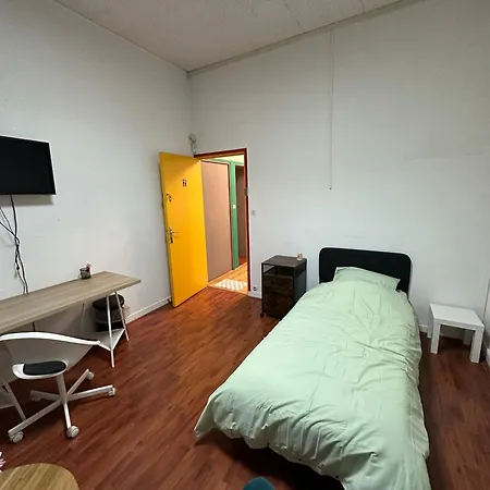 House&rent Hotel *