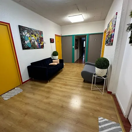 Hotel House&rent *